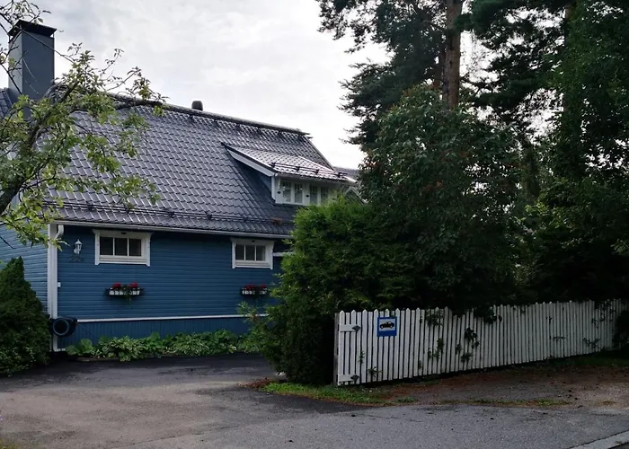 Airport Mint House Studio